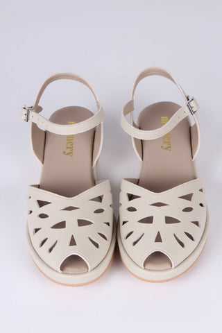 VEGAN - 40´er / 50'er style sandal / wedge - Cream - Sidse