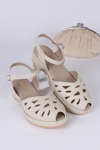 VEGAN - 40´er / 50'er style sandal / wedge - Cream - Sidse